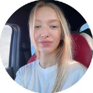 A screened, verified surrogate mother from the ConnectSurrogate community